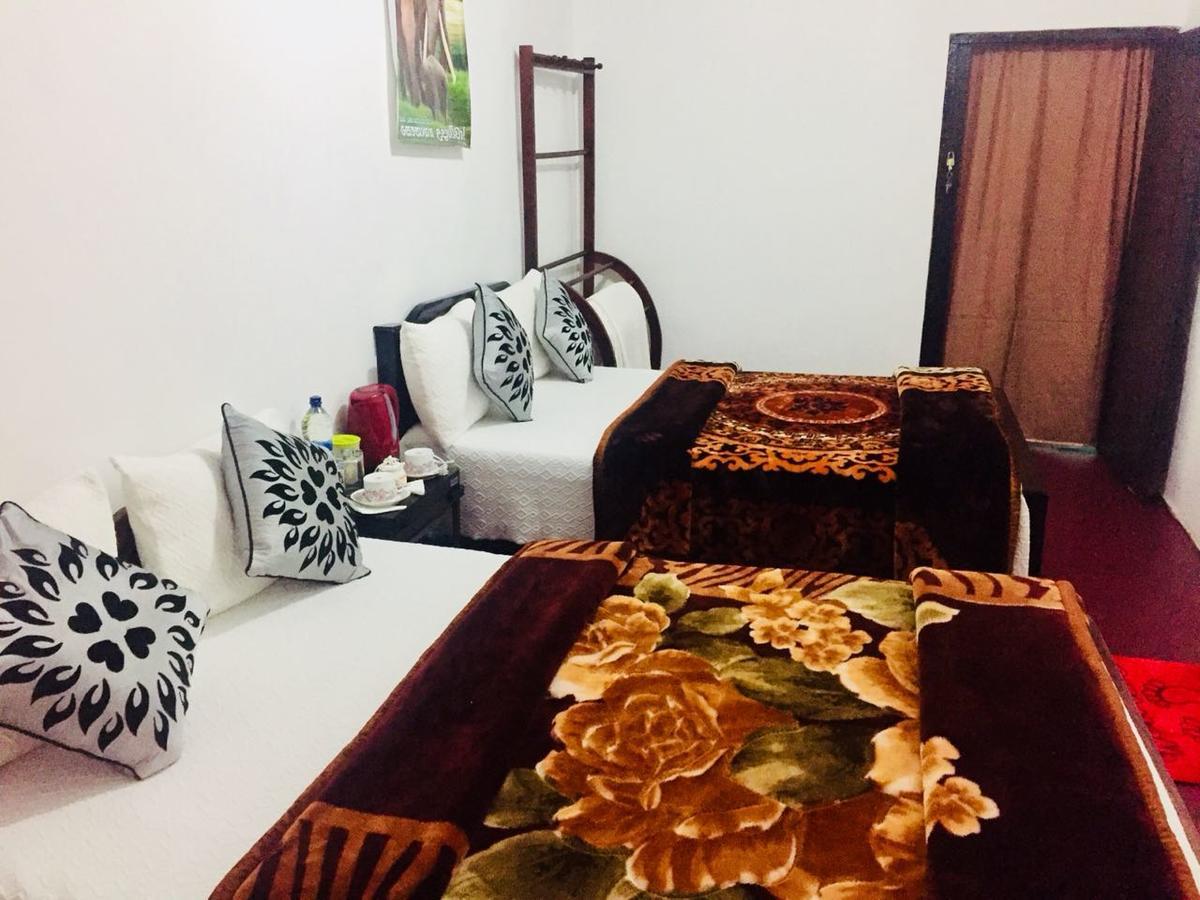 Gregory Lake Holiday Home Nuwara Eliya Extérieur photo